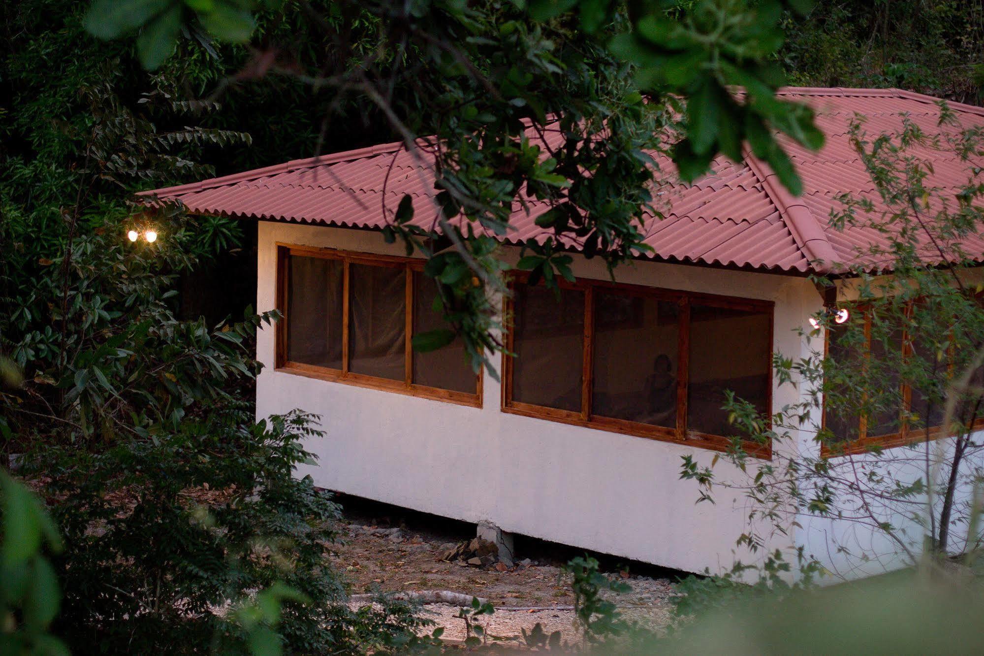 Istmo Beach And Jungle Bungalows San Carlos Exterior photo